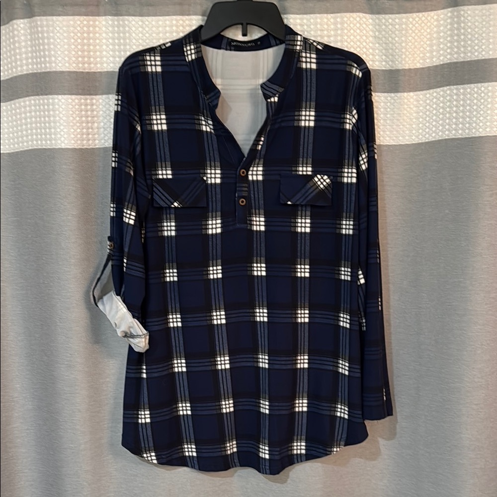 Monnuro Plaid 1X Women’s Blouse - so soft